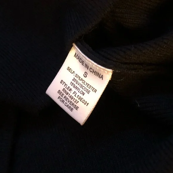 Elegant Black Women's Dress - Picture 7 of 15